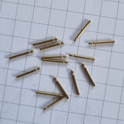 perni orecchino  ottenuti da trancia automatica